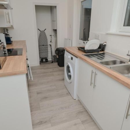 The House Apartment Баркинг Екстериор снимка